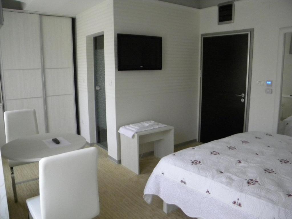 Duvet Center Hotel Skopje Værelse billede
